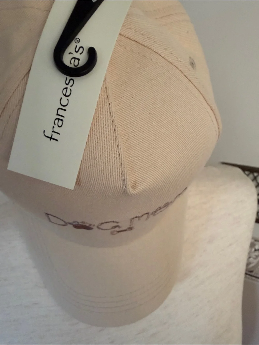 New with tags Francesca's Collections Dog Mom Embroidered Baseball Cap - Beige
